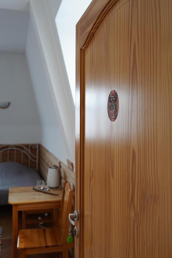 Hotelik Z Mozliwoscia Sniadania "Kur" Myszyniec-Kurpie Εξωτερικό φωτογραφία